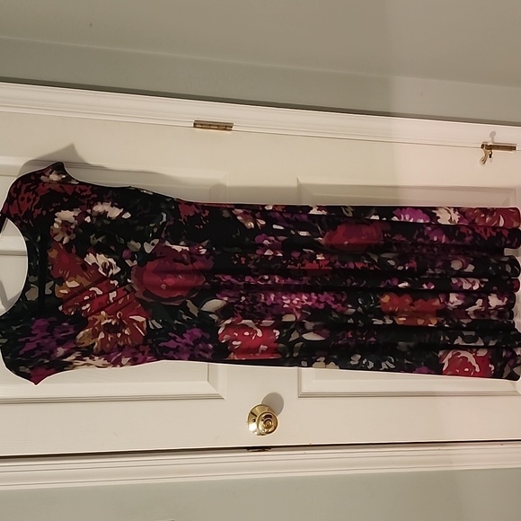 Jones New York Black and Purple Floral Midi Dress - Picture 1 of 4